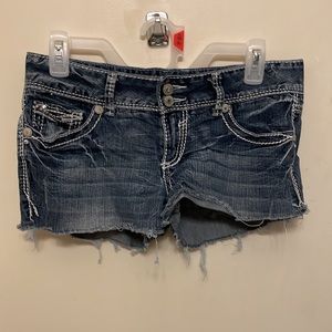Amethyst jean shorts